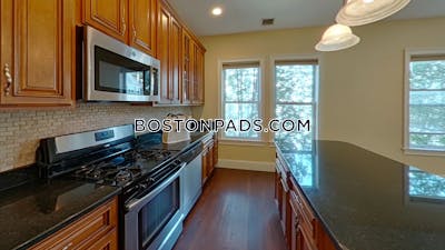Mission Hill 5 Beds 2 Baths Boston - $7,750
