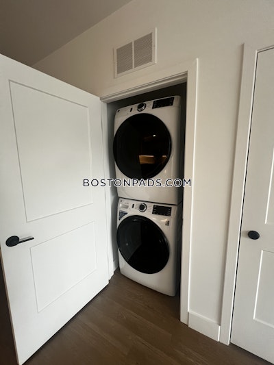 Saugus Apartment for rent 2 Bedrooms 2 Baths - $3,700