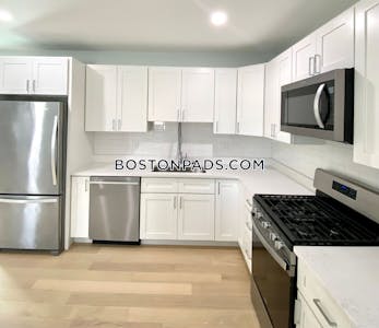 East Boston 2 Beds 1.5 Baths Boston - $3,400 No Fee
