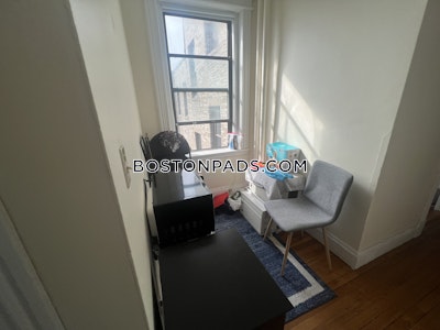 Allston Apartment for rent 1 Bedroom 1 Bath Boston - $2,700 No Fee