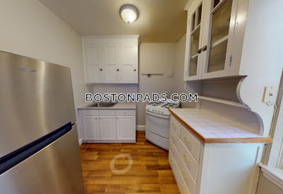 Somerville Apartment for rent 1 Bedroom 1 Bath  Tufts - $2,800