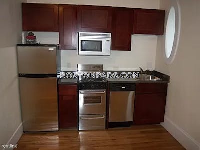 Brighton 3 Beds 1 Bath Boston - $3,300 No Fee