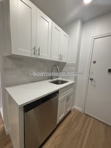 Back Bay Apartment for rent 1 Bedroom 1 Bath Boston - $2,700