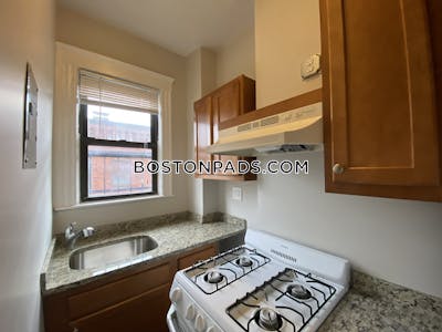 Cambridge 1 Bed 1 Bath  Harvard Square - $2,650