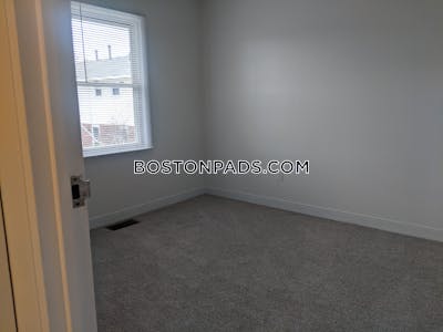 Roslindale Apartment for rent 3 Bedrooms 1 Bath Boston - $3,765