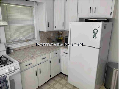 Brookline Apartment for rent 3 Bedrooms 1 Bath  Beaconsfield - $4,450 No Fee