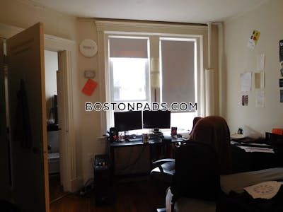 Fenway/kenmore Apartment for rent 1 Bedroom 1 Bath Boston - $3,250 No Fee