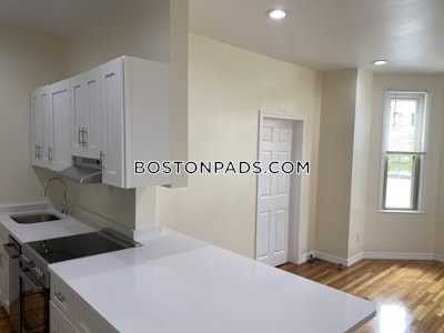 Fenway/kenmore Apartment for rent 2 Bedrooms 1 Bath Boston - $4,500 50% Fee