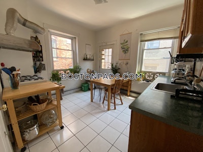 Brighton Apartment for rent 4 Bedrooms 1 Bath Boston - $4,100