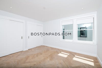 Back Bay 1 Bed 1 Bath Boston - $4,300