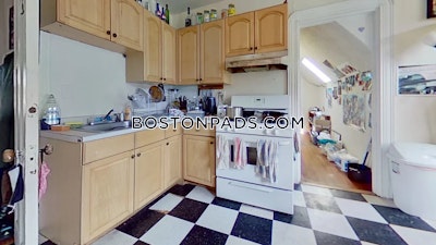 Allston/brighton Border Apartment for rent 3 Bedrooms 1 Bath Boston - $3,525 50% Fee