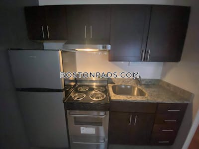 Chinatown Apartment for rent Studio 1 Bath Boston - $2,500