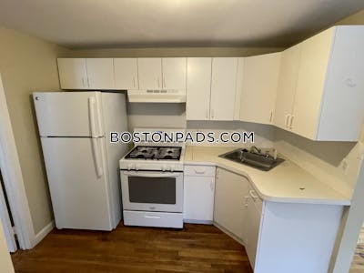 Somerville 1 Bed 1 Bath  Porter Square - $2,100
