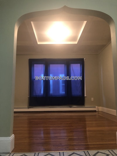 Chelsea 4 bedroom 1 baths in CHELSEA - $3,600