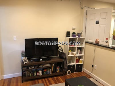 Brighton Apartment for rent 3 Bedrooms 1 Bath Boston - $3,800