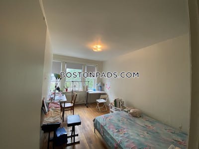 Brookline Apartment for rent 1 Bedroom 1 Bath  Washington Square - $2,325 No Fee