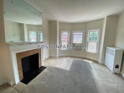 Brookline Apartment for rent 1 Bedroom 1 Bath Coolidge Corner - $2,650 No Fee