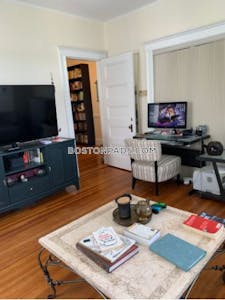 Somerville Apartment for rent 3 Bedrooms 1 Bath  Porter Square - $4,850