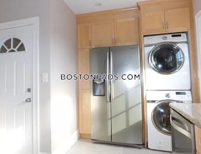 Roslindale Apartment for rent 1 Bedroom 1 Bath Boston - $1,463 No Fee