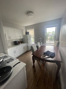 Somerville Apartment for rent 3 Bedrooms 1 Bath  Dali/ Inman Squares - $3,900