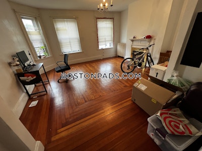 Fort Hill 3 Beds 1 Bath Boston - $3,800