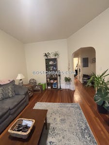 Brookline Apartment for rent 1 Bedroom 1 Bath  Coolidge Corner - $3,000 No Fee