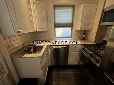 Fenway/kenmore Apartment for rent 1 Bedroom 1 Bath Boston - $2,700 No Fee