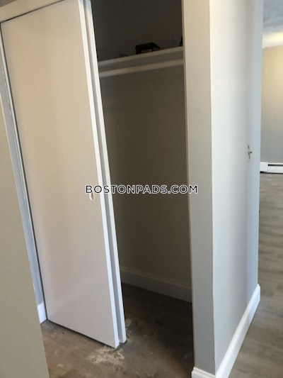 Watertown Newly updated and renovated 2 bed 1 bath Located on Main street in Watertown - $2,700 No Fee