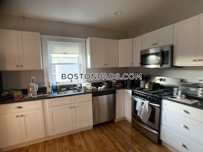 Medford Apartment for rent 3 Bedrooms 1 Bath  Tufts - $4,050