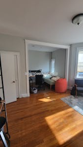 Allston Apartment for rent 2 Bedrooms 1 Bath Boston - $3,200