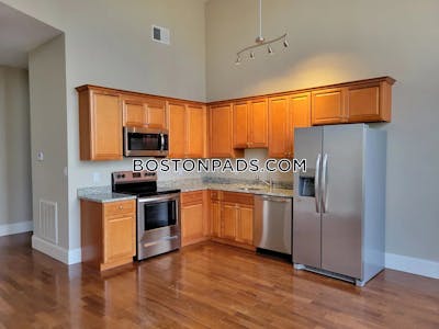 Fall River 1 bedroom 1 baths Luxury in FALL RIVER - $1,850 No Fee