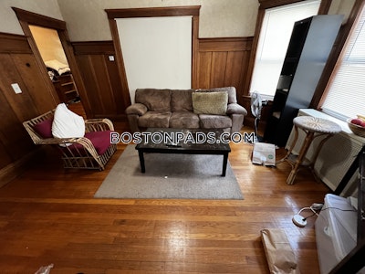 Medford Apartment for rent 3 Bedrooms 1 Bath  Tufts - $3,600