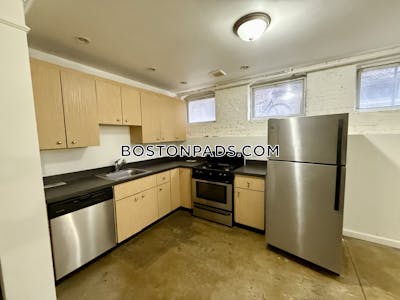 East Boston 2 Beds 2 Bath  Jeffries Point Boston - $2,800 No Fee