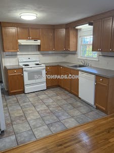 Woburn 4 Beds 1 Bath - $3,000 No Fee