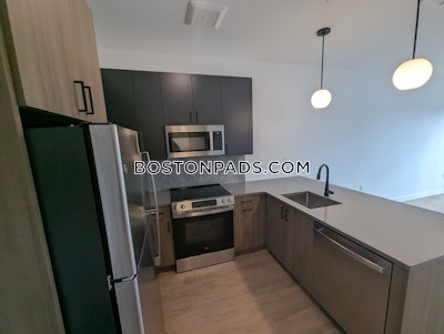 West Roxbury 1 bedroom 1 baths in BOSTON Boston - $2,950 No Fee