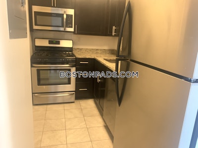 Brookline 2 Beds 1.5 Baths  Boston University - $4,000 50% Fee