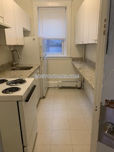 Brookline Apartment for rent 2 Bedrooms 1 Bath Washington Square - $2,900