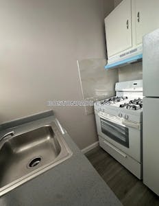 Lynn Apartment for rent 1 Bedroom 1 Bath - $1,850 No Fee