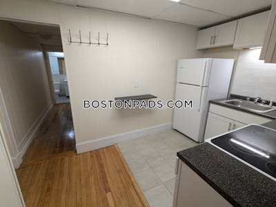 Allston/brighton Border Apartment for rent 2 Bedrooms 1 Bath Boston - $2,400 No Fee